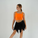 Pomarańczowy top taneczny Corset Glow Orange dla dziewczynki z wstawkami z siatki imitującymi gorset.
